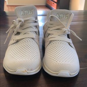 APL Ascend Women’s size 7.5 brand new never worn